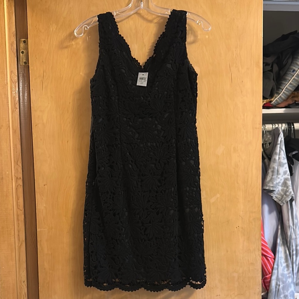 Ann Taylor Black Sheath Sweetheart Midi Dress